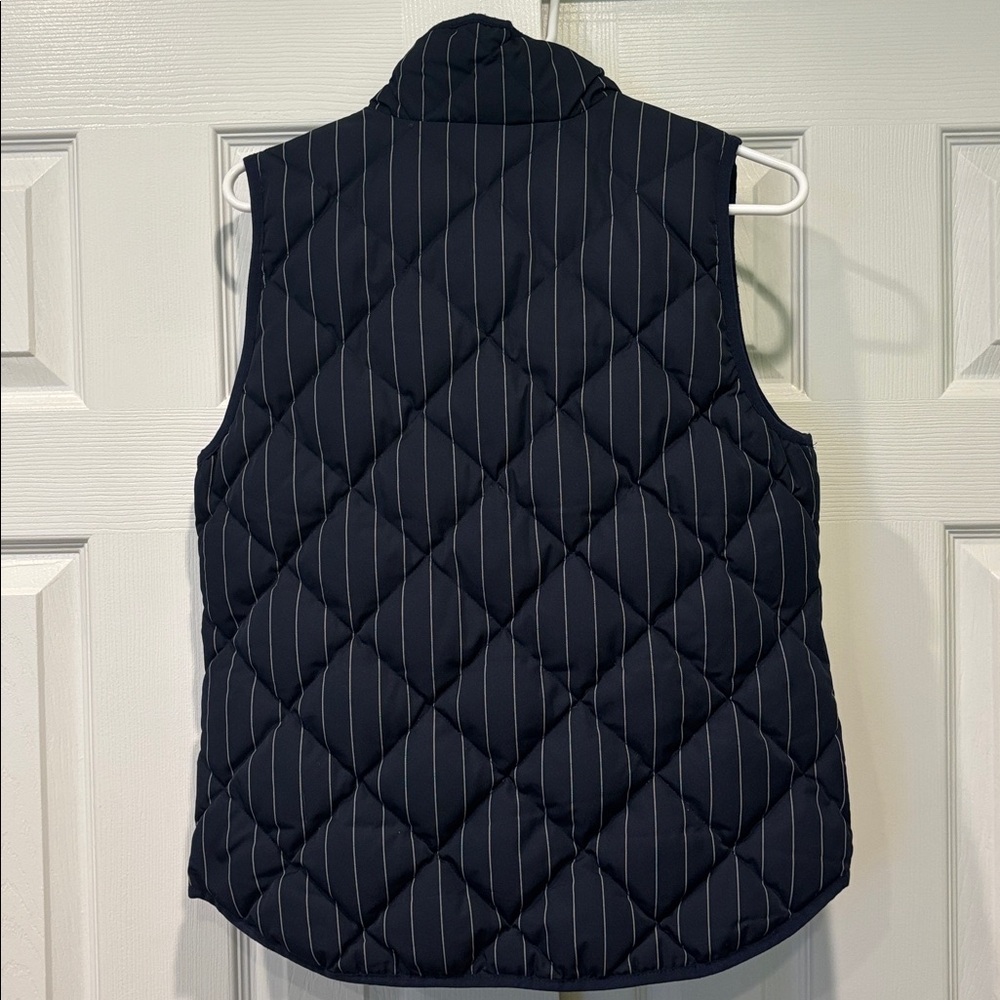 J. Crew Women’s Quilted Vest - Picture 2 of 4
